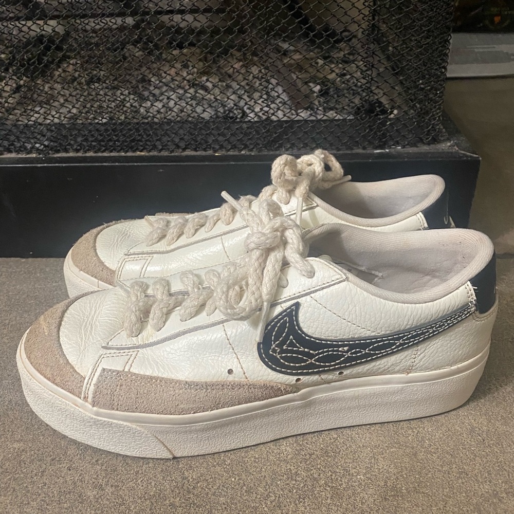 Nike Wmns Blazer Low Platform 'Needlework'  Size 9 Sneaker Shoes worn 1x APR$99